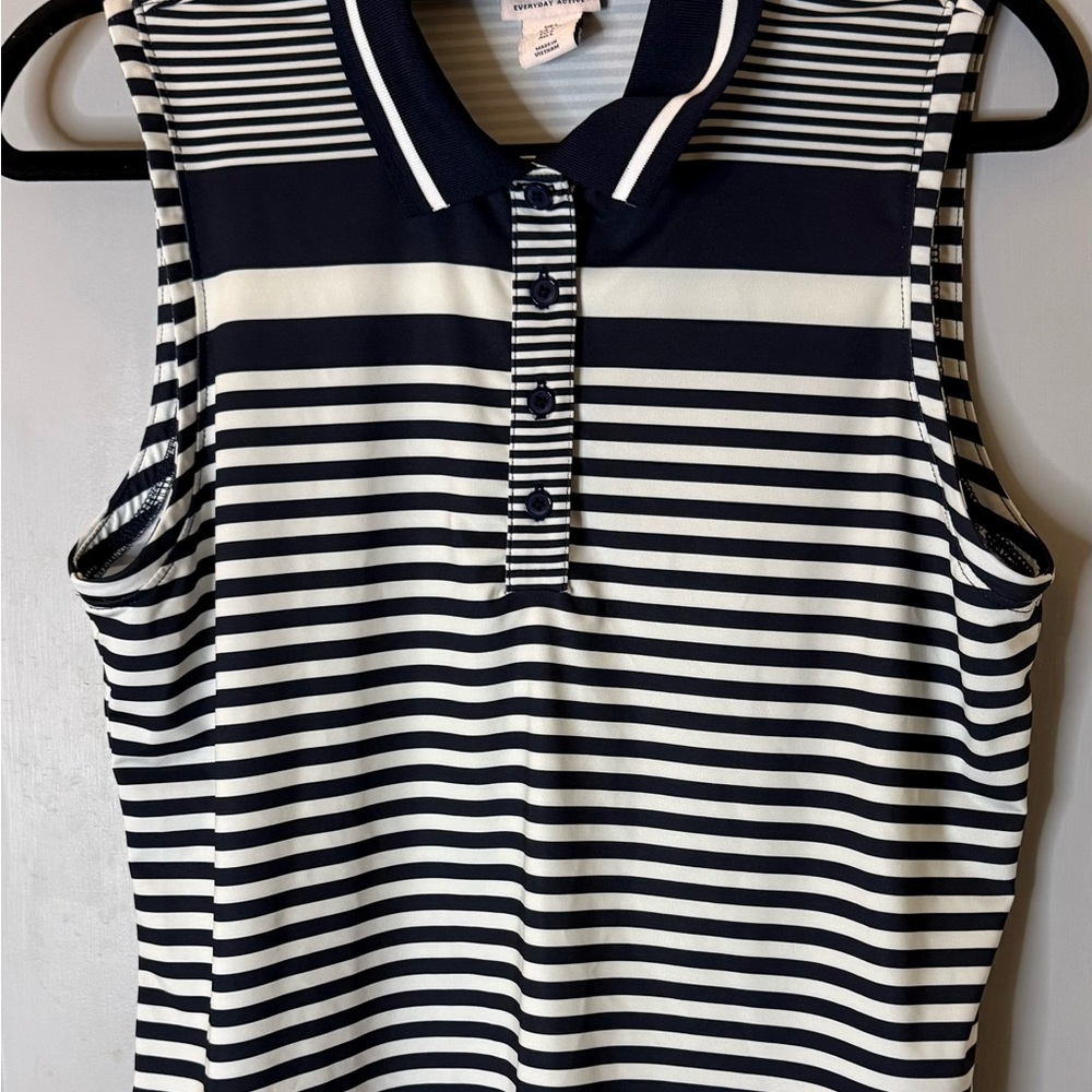 Tommy Bahama Everyday Active Nautical Striped Sleeveless 1/2 button up tank L